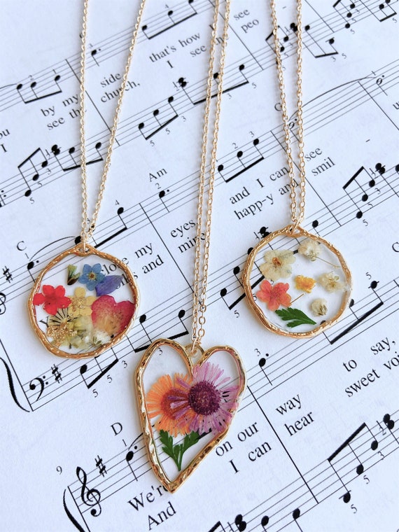 Pressed Wild Flower Necklace Multi Flower Necklace Resin - Etsy