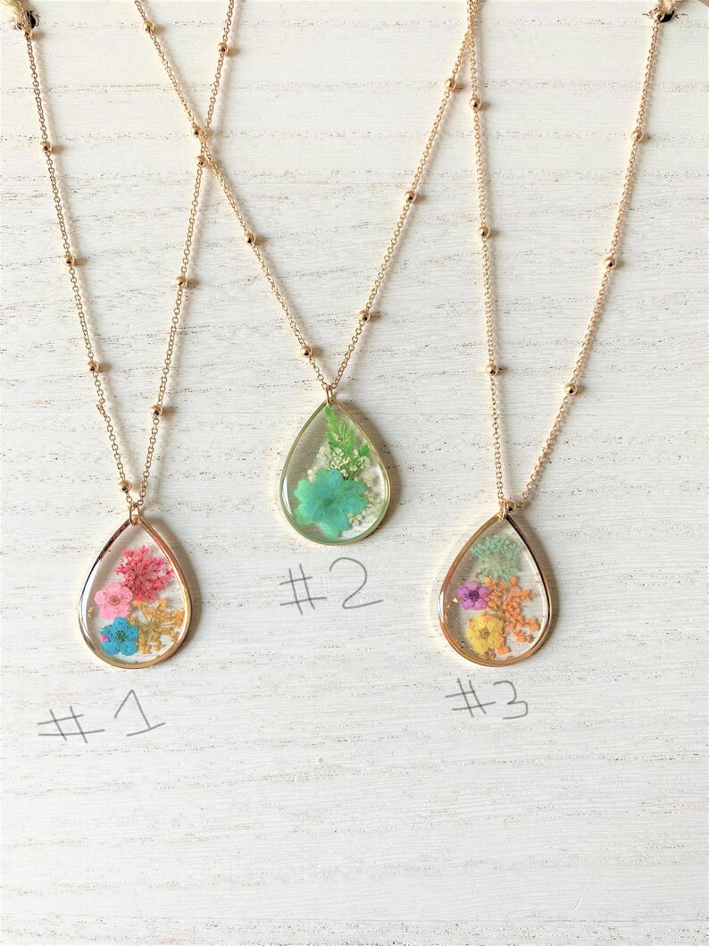 Me Not & Baby's Breath Pressed Flower Necklace Etsy