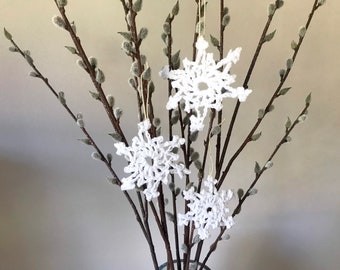 Set of 3 Christmas crochet snow flakes, handmade Christmas decoration, Christmas, snowflake, gift, present topper