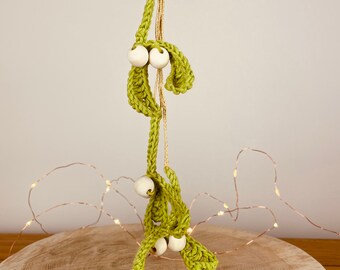 Christmas crochet mistletoe bunch, Christmas decoration, Christmas, mistletoe, gift, handmade