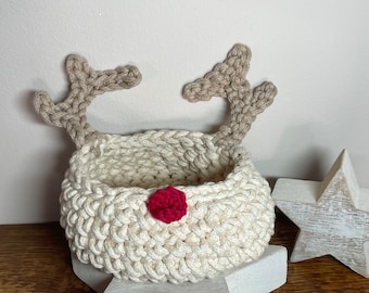 reindeer basket, christmas crochet, handmade crochet, christmas decor, yarn basket, christmas reindeer, scandi christmas,