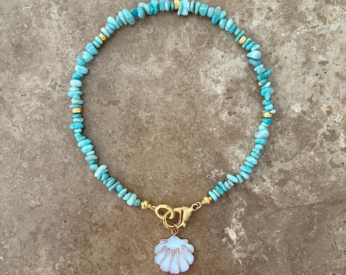Multiway gemstone necklace with statement shell pendant