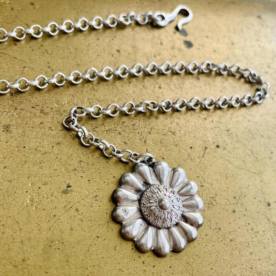 Silver daisy multi way chain necklace