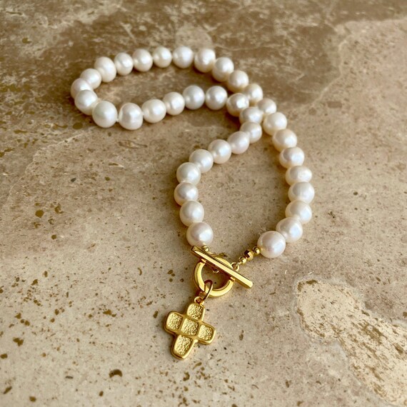 Statement freshwater pearl necklace with Greek cross pendant