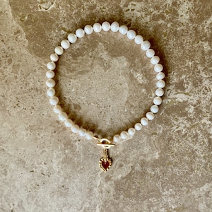 Sacred Heart pearl choker image 2