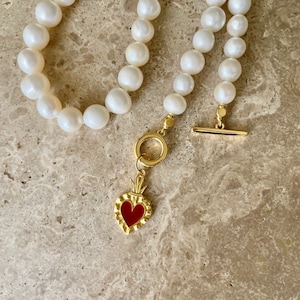 Sacred Heart pearl choker image 5