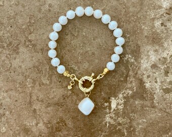 Multiway pearl bracelet with chunky nugget charm and mini gold heart
