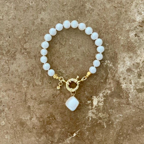 Multiway pearl bracelet with chunky nugget charm and mini gold heart