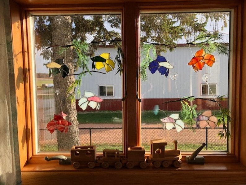 Stained Glass Suncatchers Betta Colorful Betta/'s with their own branch and greenery to mimic a real Aquarium setting!
