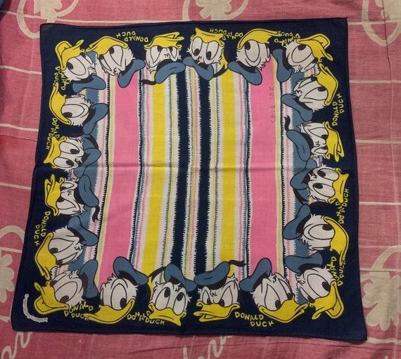Vintage90s Donald Duck Handkerchief