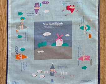 Vintage Seven Silly Dwarfs zakdoek | Katoenen sjaal met zeldzame karakters | Retro bandana cadeau voor haar | 2840