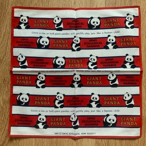 Pañuelo vintage de panda gigante 1056
