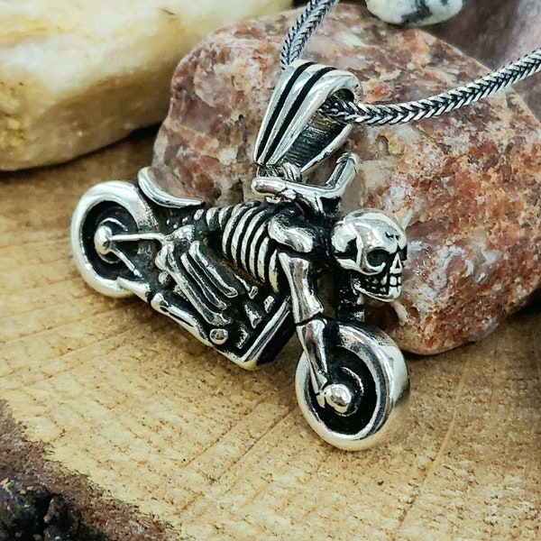 Collier moto en argent - Collier moto - Pendentif moto en argent - Collier motard - Collier tête de mort - Pendentifs tête de mort en argent