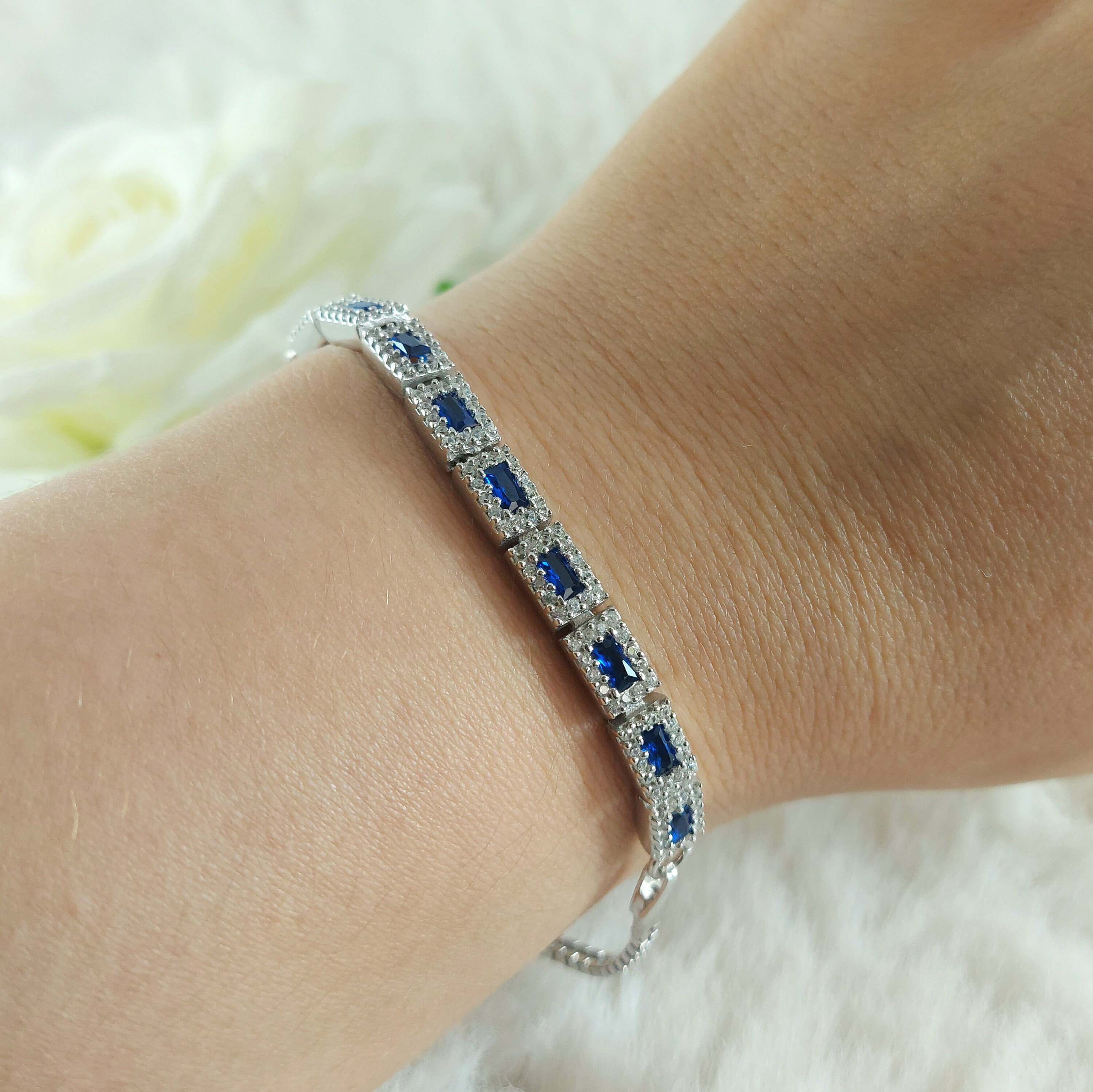 Bracciale Donna In Argento 925 Con Doppi Cuori E Zirconi Blu - Regolabile, Con Panno E Confezione Regalo - 3