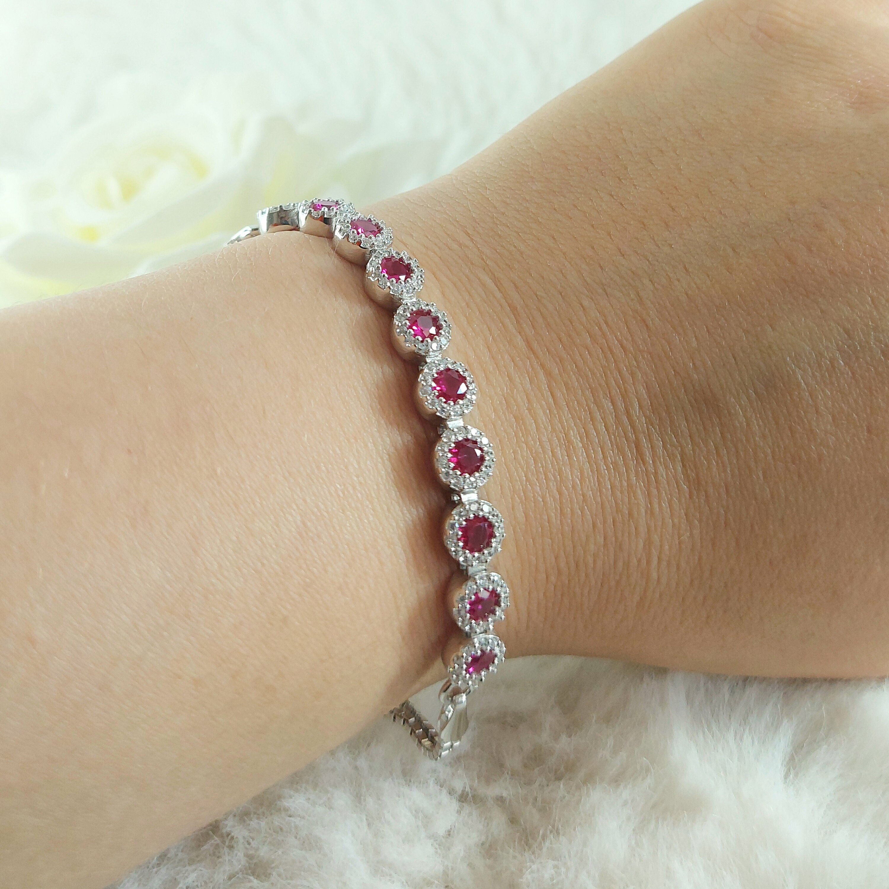 925 Sterling Silver Pink Zircon and Cubic Zircon Stones 925 Sterling Silver Pink Zircon and Cubic Zircon Stones