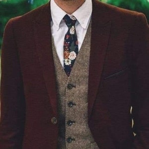 Burgundy tweed jacket store