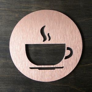 Placa de porta de cafeteria. Placas modernas de xícaras de café para cozinha. Placas de decoração de escritório. Placas de café de metal escovado. Pratos modernos de cafeteria. D: 12 cm / 4,75"