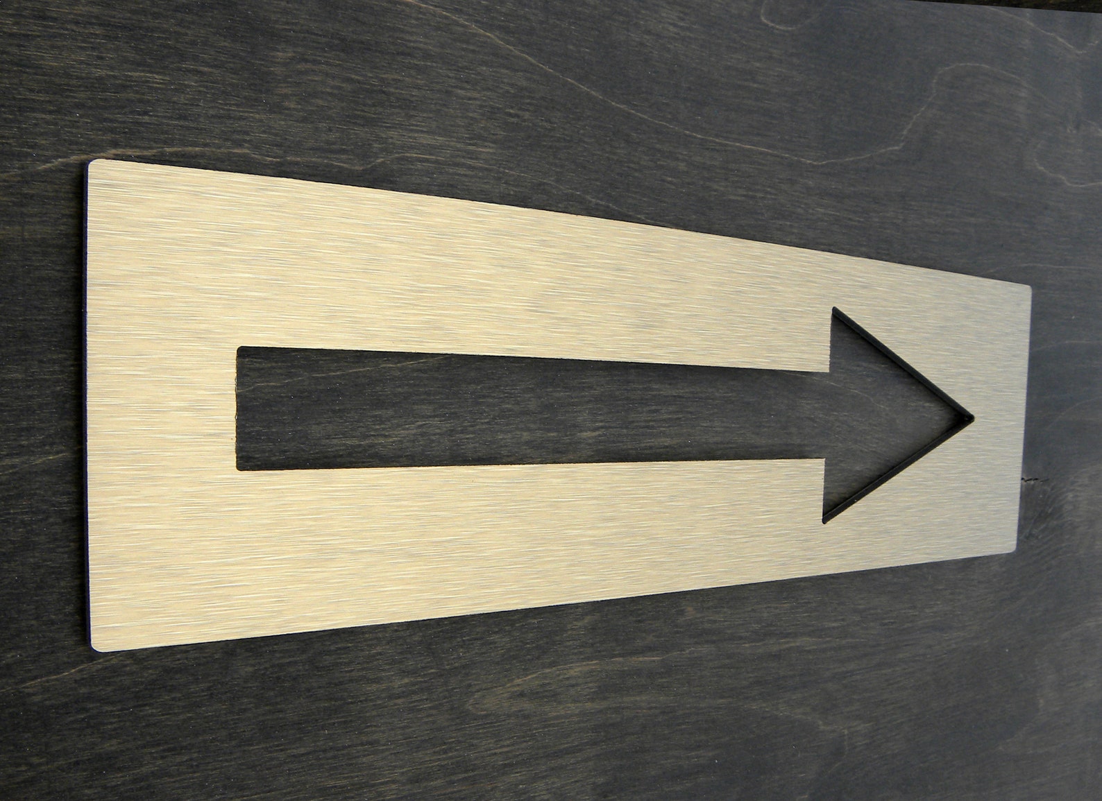 Traffic Arrow Directional Sign. Wall Decor Directions Signage ...