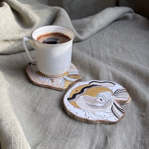 Natural Wood Coaster, Wooden Golden Fish, Hand Painted Fish, Coaster Fish, Hand Painted Wooden Slice, Table Wood Accessory, Mom Gift Fish