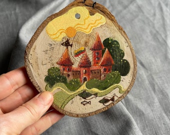 Hand-Painted Castle Wood Slice Coaster: Lithuanian Art Decor
