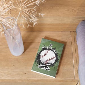 Diario de béisbol infantil: Seguimiento de partidos, calendario de entrenamientos, libro de recuerdos.