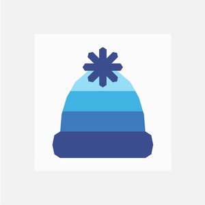 Pode incluir: Um gorro de inverno azul com um pompom. O gorro apresenta listras horizontais em diferentes tons de azul. O pompom é de um azul mais escuro, contrastando com os tons mais claros do gorro. Design gráfico simples.