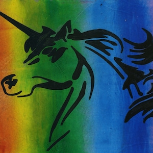 Impresión de gel arco iris de arte abstracto con plantilla de unicornio negro, impresión de pared de 12 x 10 pulgadas montada