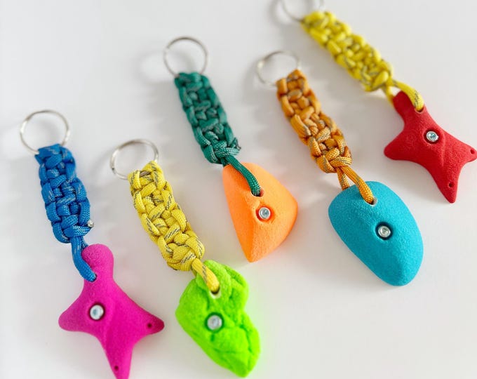 climbing keychain, gift for climber, boulder, rock climber, hiking , adventure gift, mountain lover, climbing holds, keyholder for climber