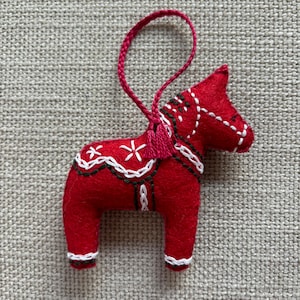 Red Scandi Dala horse, traditional style handmade and embroidered both sides felt hanging ornament
