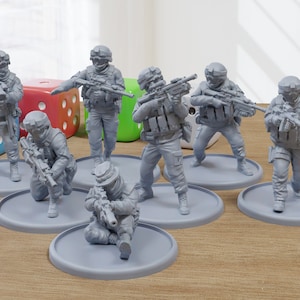 USMC Specialists - Modern Wargaming Miniatures for Tabletop RPG - 28mm / 32mm Scale Minifigures