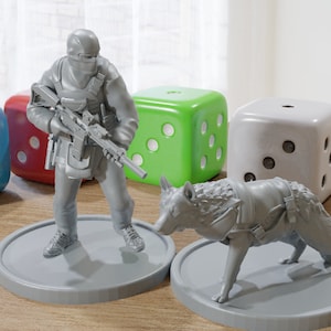 Nairobi SAS Operator with Dog - Modern Wargaming Miniature for Tabletop RPG - 28mm / 32mm Scale Minifigure