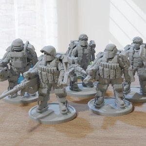 Exosuit Tactical Squad 28mm/32mm Five Minifigures - Modern Wargaming Miniature for Tabletop RPG