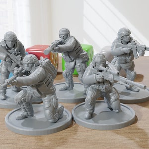 Russian PMC Team - Five - Modern Wargaming Miniatures for Tabletop RPG - 20mm / 28mm / 32mm Scale Minifigures