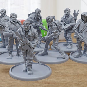 Wandering Survivors - 3D Printed Minifigures for Zombie Post Apocalyptic Miniature Tabletop Games TTRPG