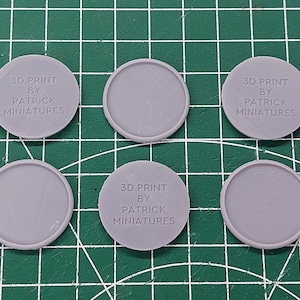 24pc set of thin 25mm Bases for Tabletop Wargaming Mini&#39;s - 3D Printed - Ideal for 28mm / 32mm Scale Miniatures