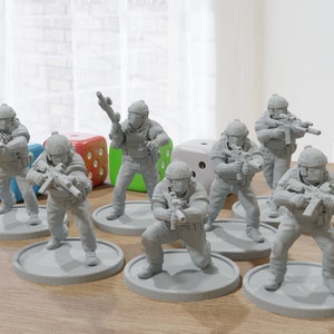 High Risk Contractors - Seven - Modern Wargaming Miniatures for Tabletop RPG - 20mm / 28mm / 32mm Scale Minifigures