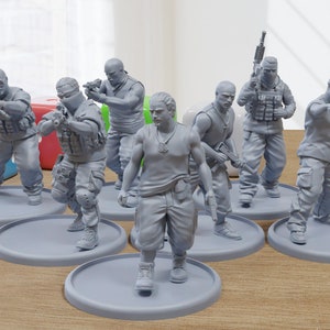 Cartel Street Gang - Modern Wargaming Miniatures for Tabletop RPG - 28mm / 32mm Scale Minifigures