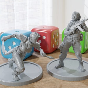 Bandit Female Stalkers - 28mm / 32mm - Post-Apocalyptical Miniatures for Zona Alfa - Fallout Wasteland - Tabletop RPG Minifigures