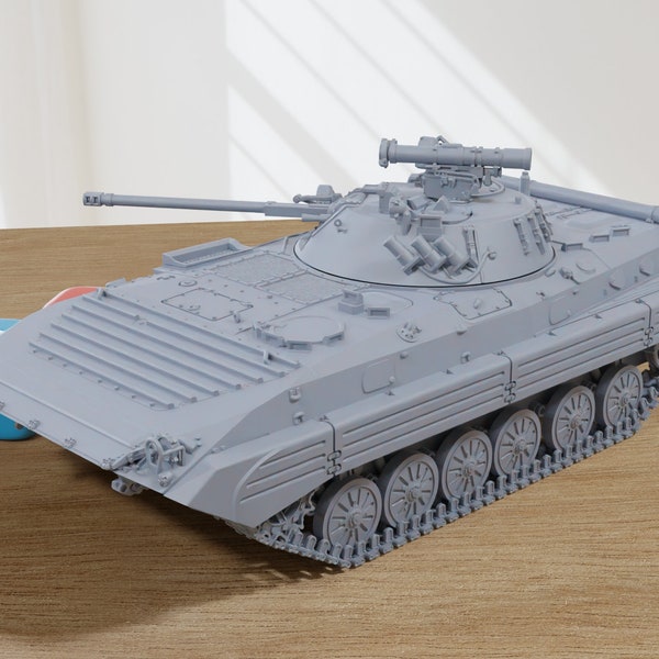 BMP-2 Soviet Infantry Fighting Vehicle - 3D Resin Printed 28mm / 20mm / 15mm Miniature Tabletop Wargaming Combat Vehicle