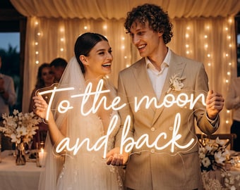Custom neonreclame To the Moon and Back: trouwdecoratie
