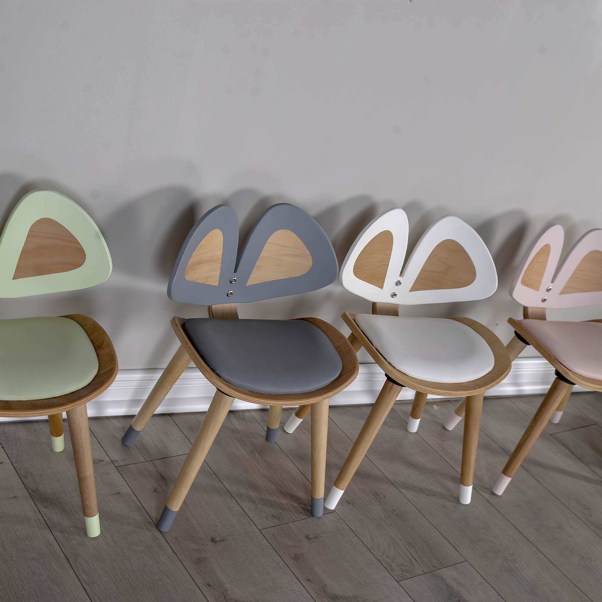 Chaise basse Montessori – Art-Montessori-Canusmex