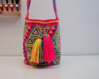 Gehäkelte Tasche - Handgemacht - aus Südamerika - versch. Farben & Größen - Baumwolle - Sommertasche - Seesack - Crossbody - Beuteltasche