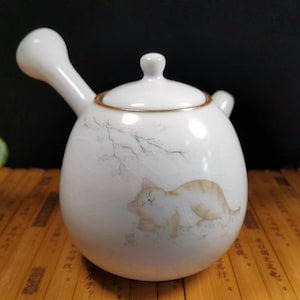 Ceramic Porcelain Tea Pot With Lid, Garden Tea Cup, teapot cat Design Details Gongfu Tea Pot With Long Handle,Retro Drinkware tea lover Gfit