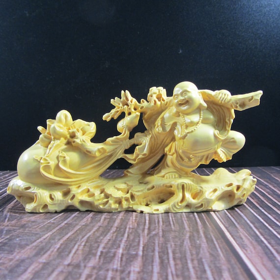 木彫りの仏像、笑う仏、木彫りの僧侶、ツゲの木の仏教の素晴らしい瞑想