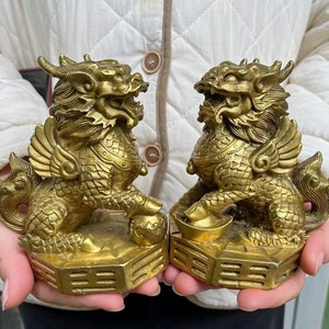 Feng shui living room Ornaments, Pair of Wealth QiLin Statue, Copper Kirin Pi Yao, kylin ,unicorn Figurine, Foo-Dogs Lion Temple Guardian