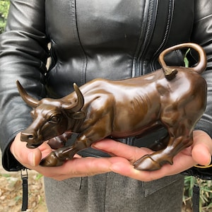 V0663 Copper Ox Bull Statue Fine Office Ornament Wall Street Stock Market Brass Cow Ox Statuette Figurine Modern Decor Sculpture nice Mascot