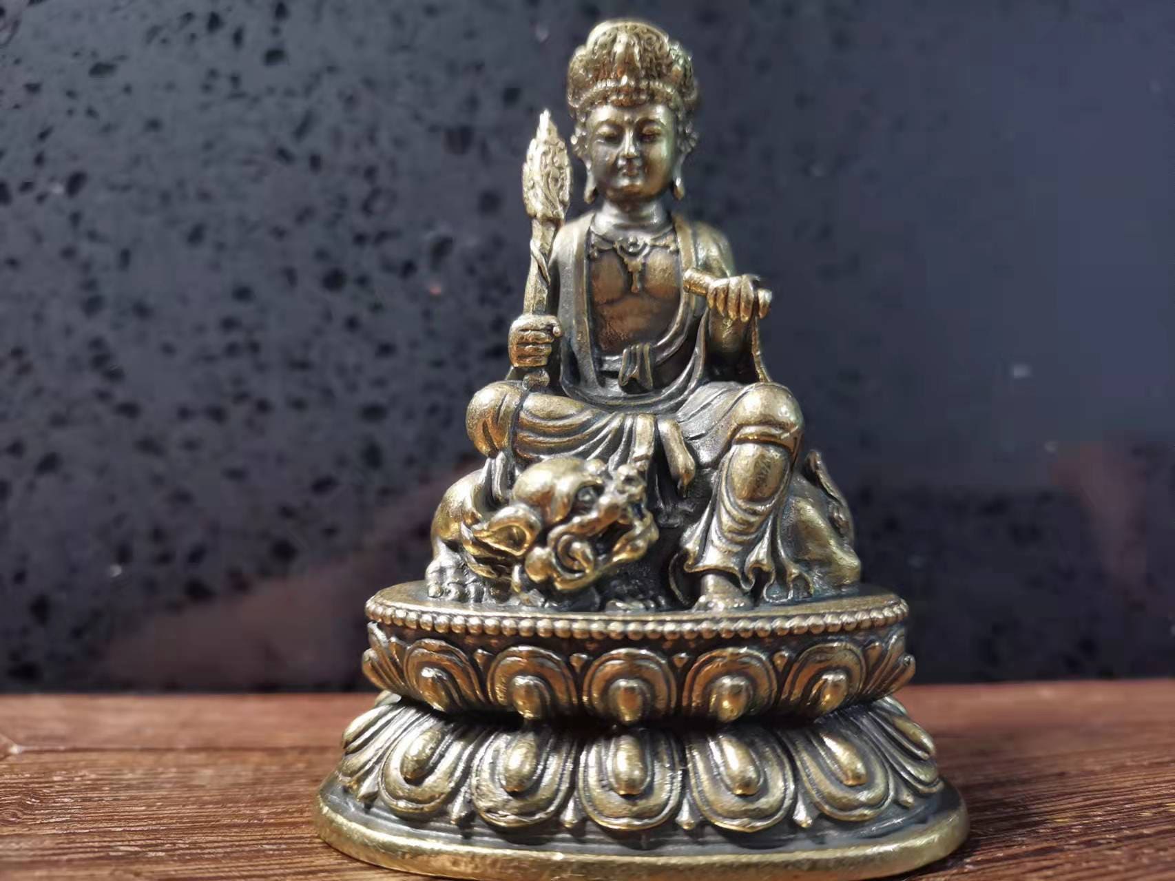 Chinese pure brass Tang monk Buddha statue 