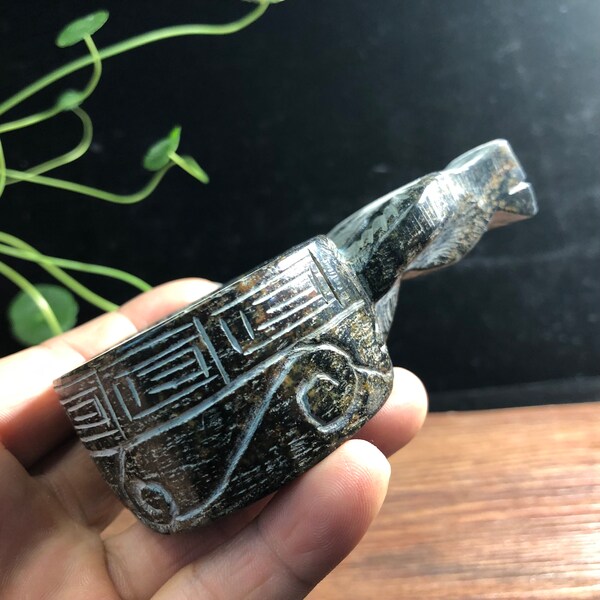 Antique Meteorite  Ancient China Culture Carving Hongshan cattle ink box Black Jade Crystal Healing Pendant Suspected alien civilization