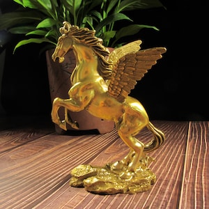 Cooper Winged Horse Flying Pegasus God Greek Mythology Statue table Sculpture,Bronze Finish Brass Lucky Flying Wings Gallop Horse Art Figure