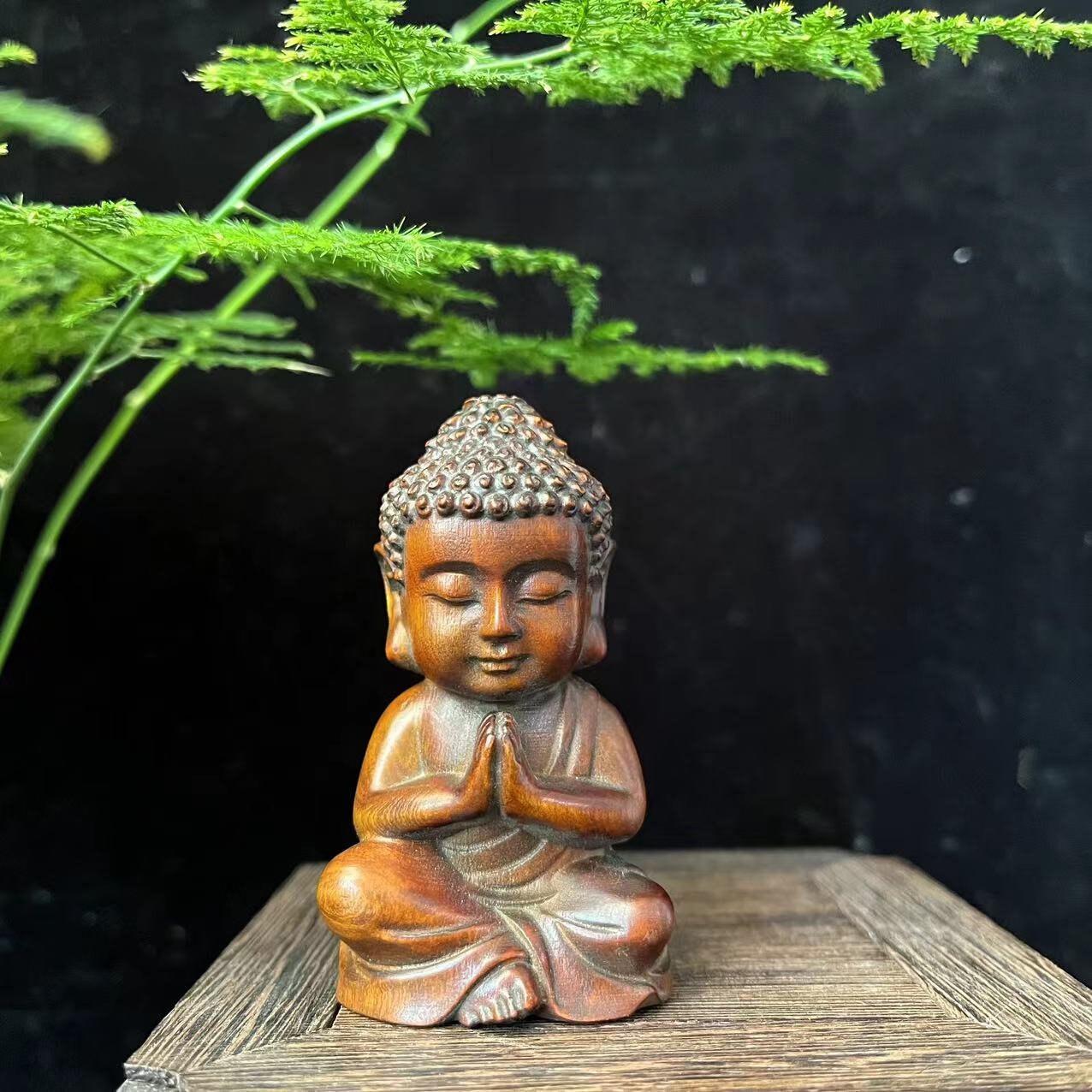 木彫りの仏像、小さな僧侶の像、禅の祭壇の装飾 - Etsy 日本